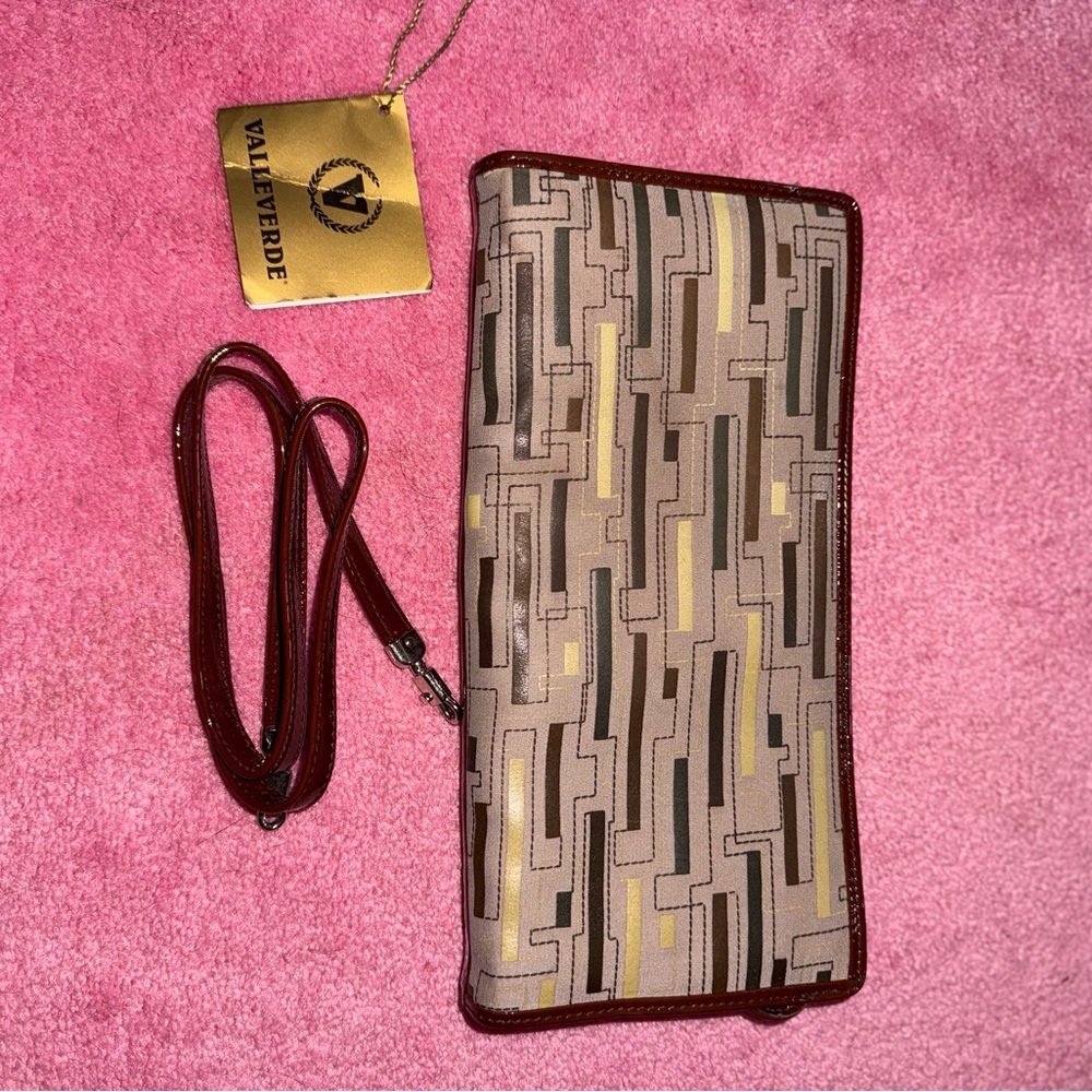 Valleverde Geometric Clutch with Strap